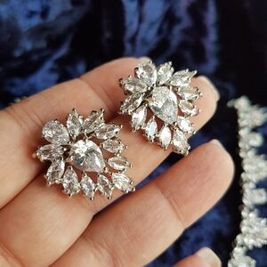 Swarovski Elements Platinum Teardrop Gemstone Statement Earrings NEW